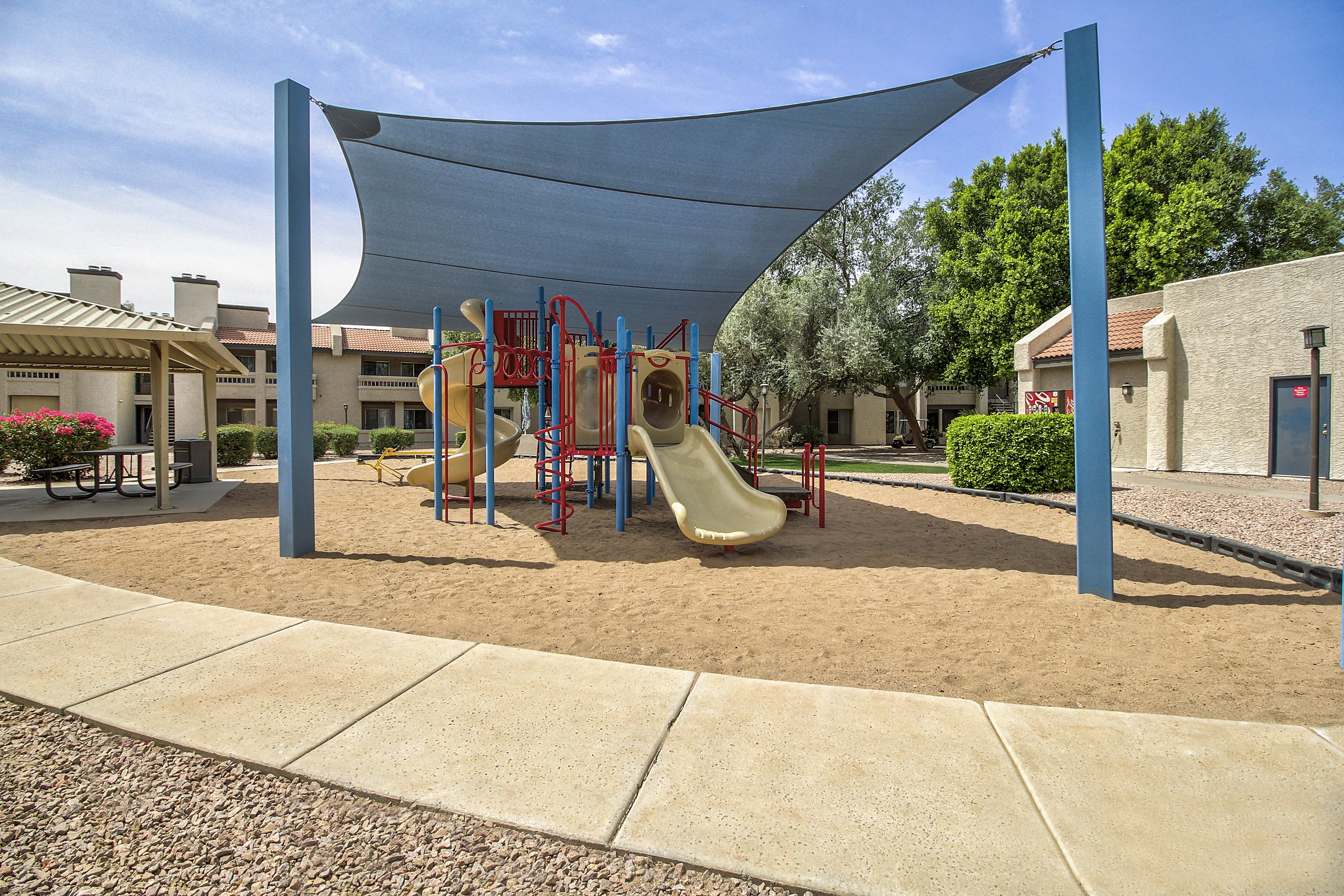 Gentrys Walk Apartments photo 2